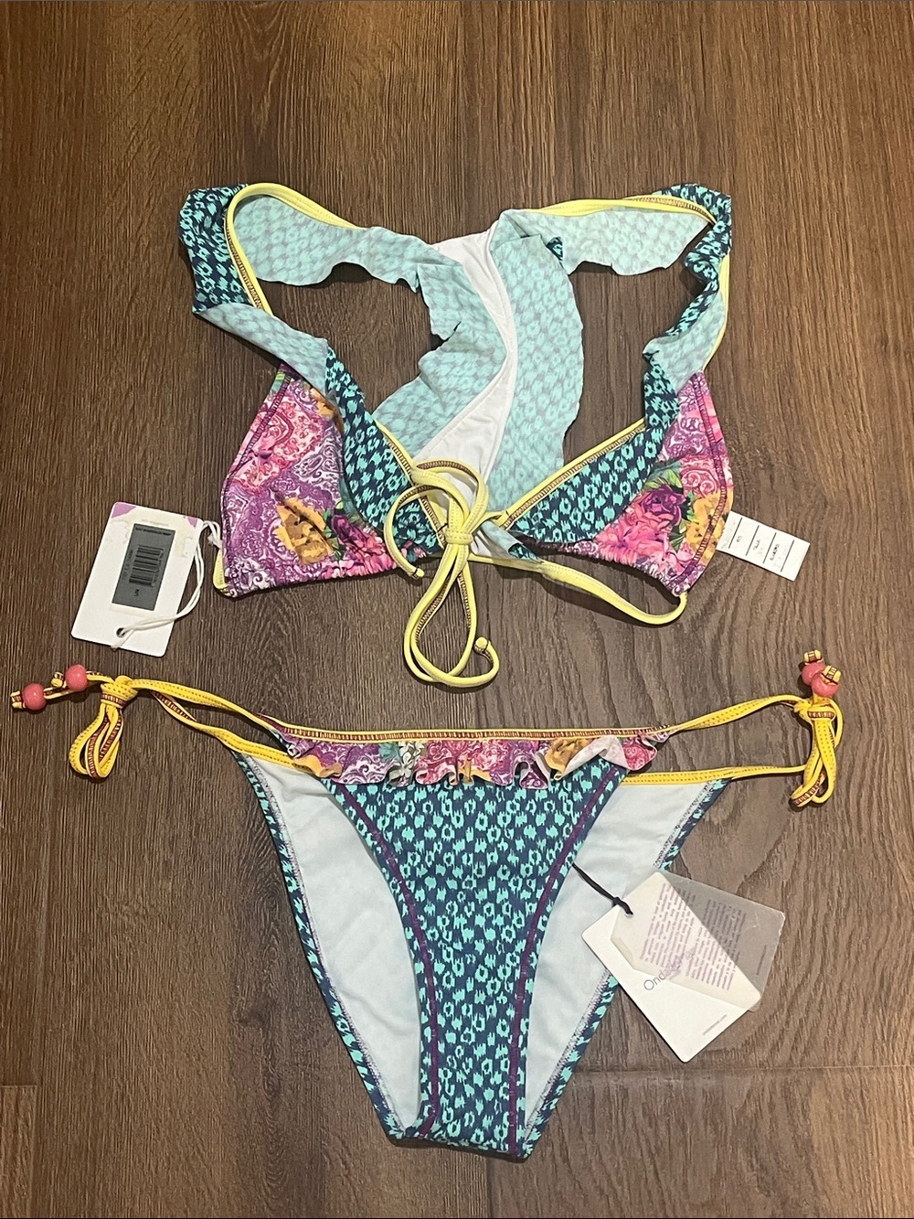 OnDadeMar Vintage | New 2 pc Racerback bikini swimsuit Women’s size XS/M NWT